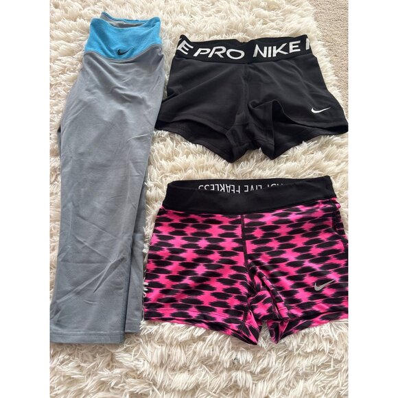 Nike Ladies Dri-Fit Activewear Bundle: Blue Waist Capri & 2 Pro Shorts Run XS - Picture 2 of 16